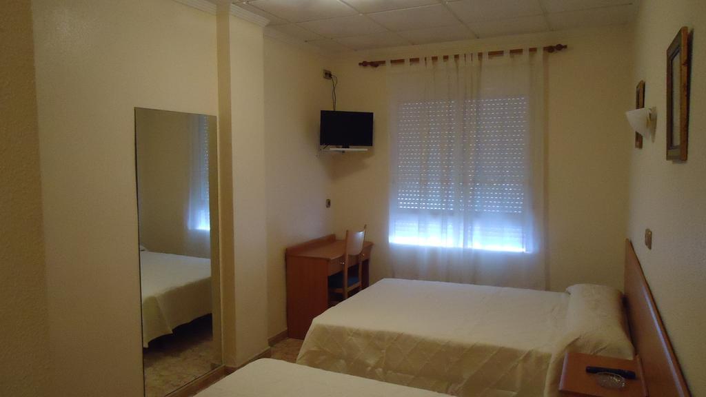 Pension Los Cisnes El Puerto de Mazarrón Chambre photo